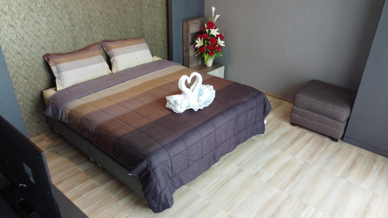 Poolvilla Breeze Valley Csaam Kültér fotó