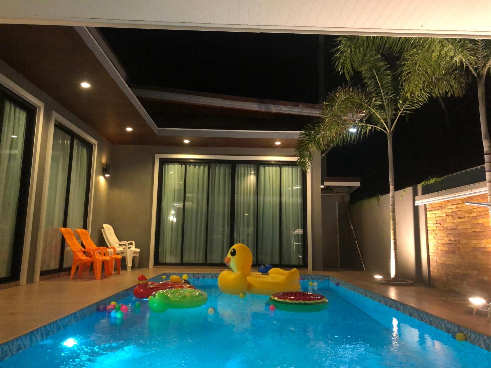 Poolvilla Breeze Valley Csaam Kültér fotó